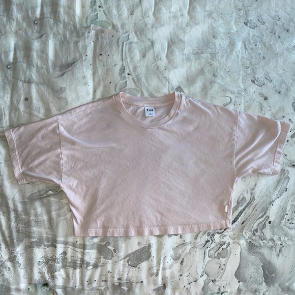 Aritzia TNA Ditmas Cropped T-shirt - Picture 2 of 3